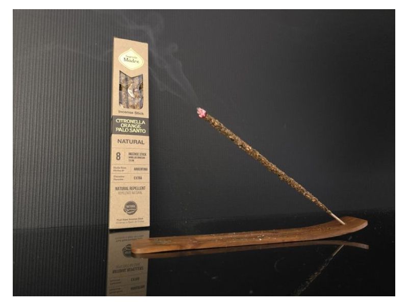 MIRISNI ŠTAPIĆI-SAGRADA MADRE-Citronella, Orange Peel & Palo Santo Cijena Akcija