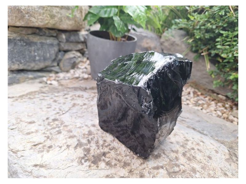 OPSIDIJAN-CRNI-Neobrađeni (12x10 cm) Cijena Akcija