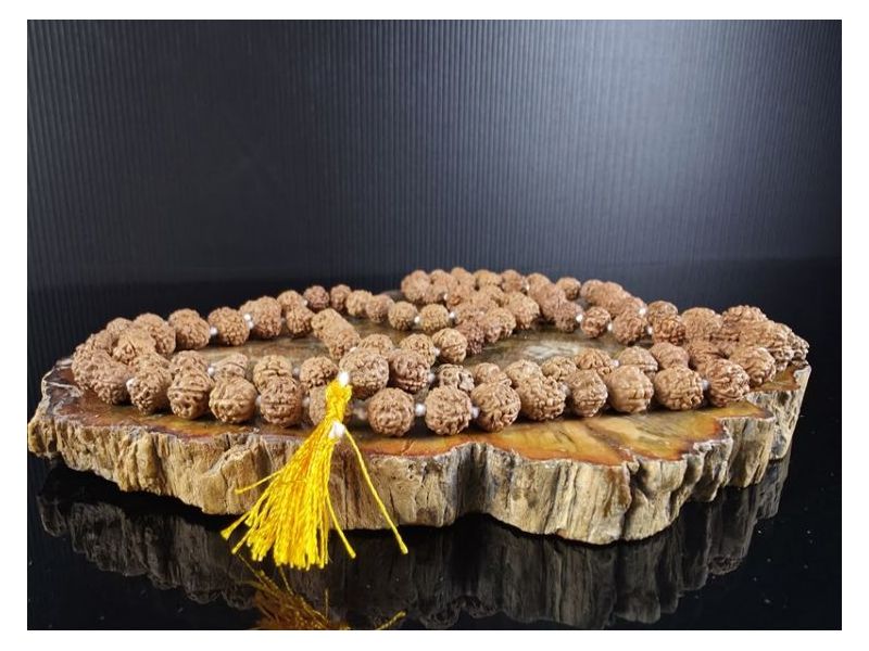 RUDRAKŠA-JAPA MALA-Ogrlica (s ukrasnom torbicom) (0,8 cm) Cijena Akcija