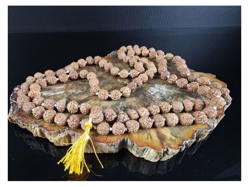 RUDRAKŠA-JAPA MALA-Ogrlica (s ukrasnom torbicom) (0,8 cm) Cijena Akcija