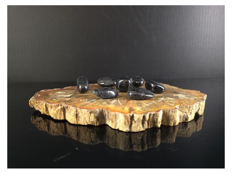 TURMALIN-CRNI (2-3 cm) Cijena Akcija